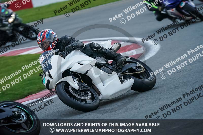 donington no limits trackday;donington park photographs;donington trackday photographs;no limits trackdays;peter wileman photography;trackday digital images;trackday photos